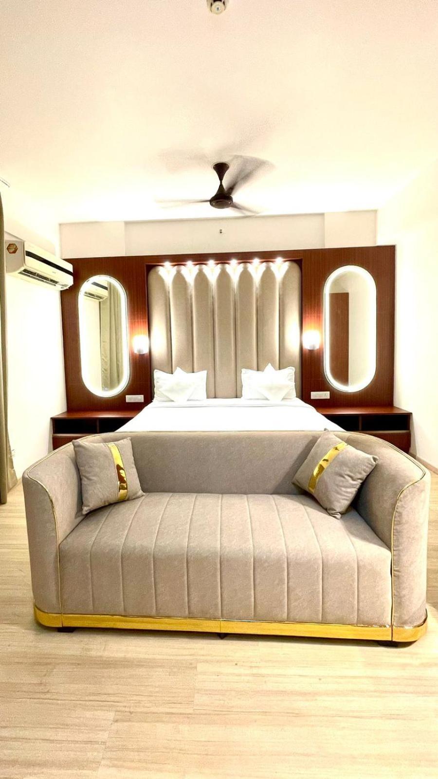 The Grace Residency, Lucknow Hotel Buitenkant foto